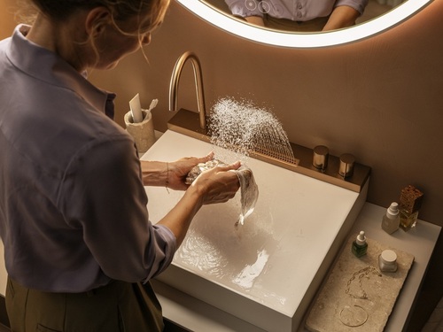 Hansgrohe ve Frankfurtu: větší komfort, menší spotřeba vody