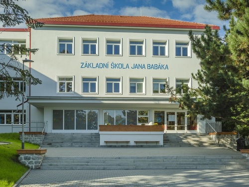 Brněnská základní škola se pyšní novou fasádou
